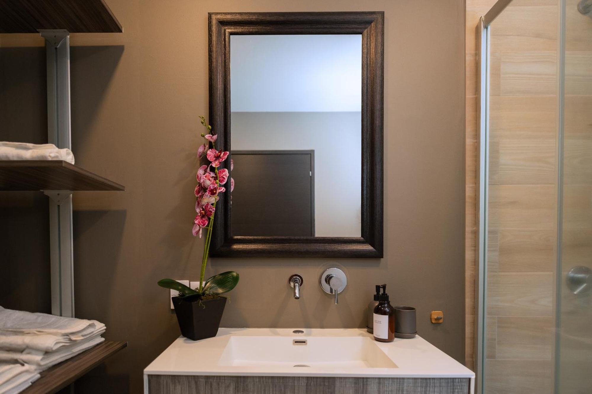 Condesa Luxury Lofts 1210 * Mexico City